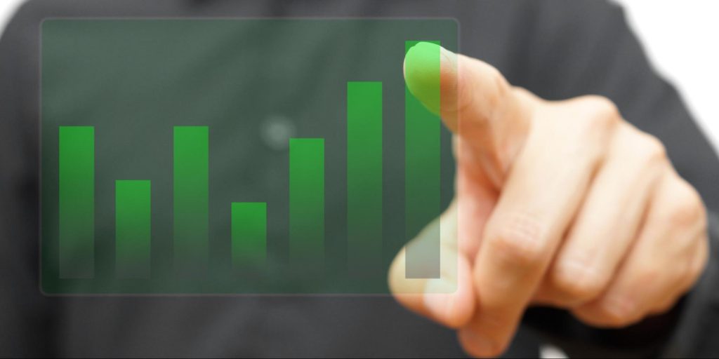 pointing-to-green-graph